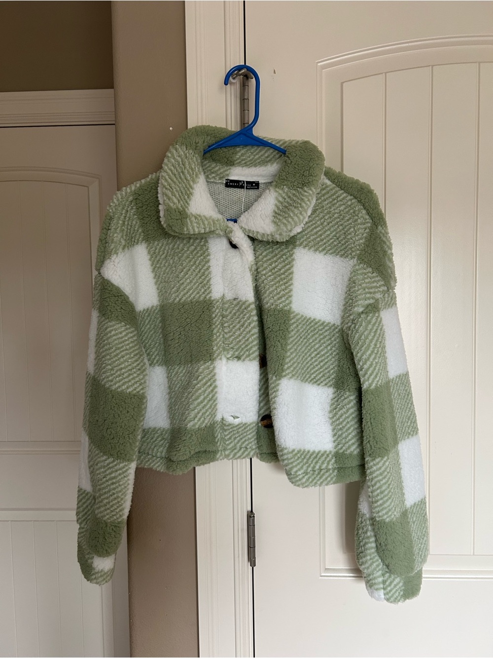 Cozy Checkered Teddy Jacket - Sage & White